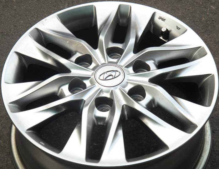 ล้อแม็ก  แม็กซ์มือสอง Hyundai New H1-Elite บรอนซ์ 16นิ้ว(ลาดพร้าว) 