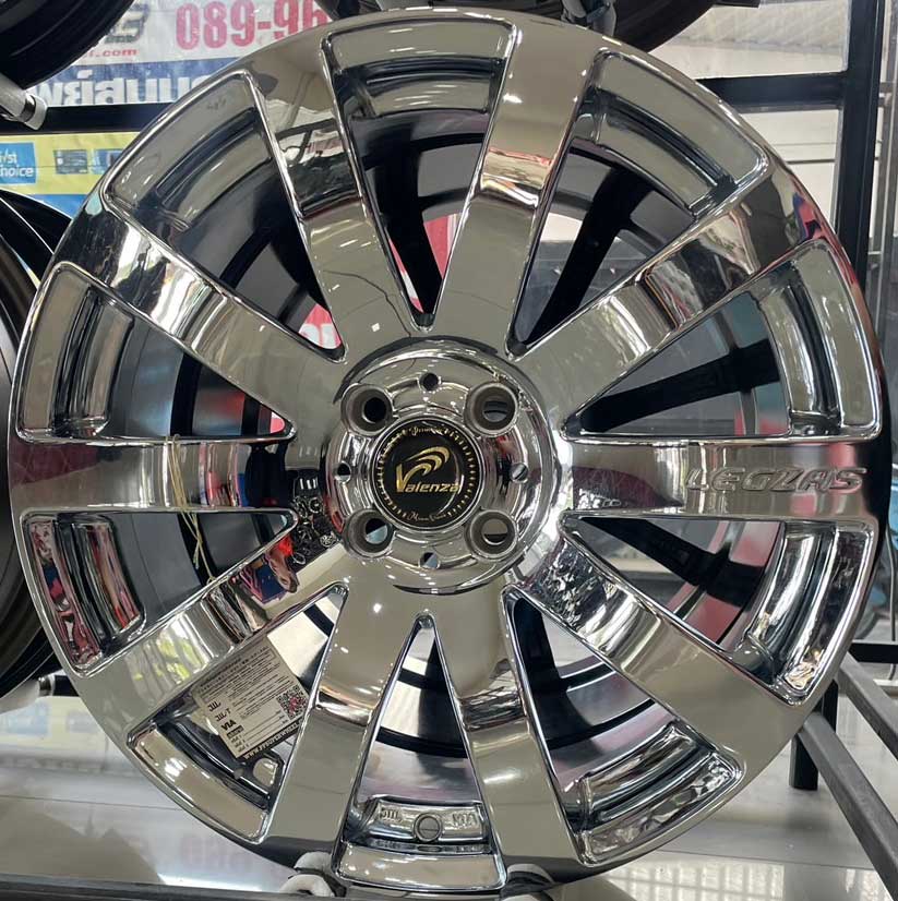 ล้อแม็ก ล้อแม็ก Cosmis Valenza Legza 4รู100 ET38 โครเมียม กว้าง 7.5 ขอบ17นิ้ว
