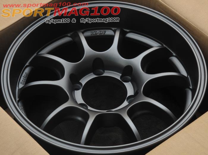 ล้อแม็ก แม็กซ์ใหม่ Advan Racing RZ-DF หน้า8 หลัง9 สีเทา 6รู 17นิ้ว